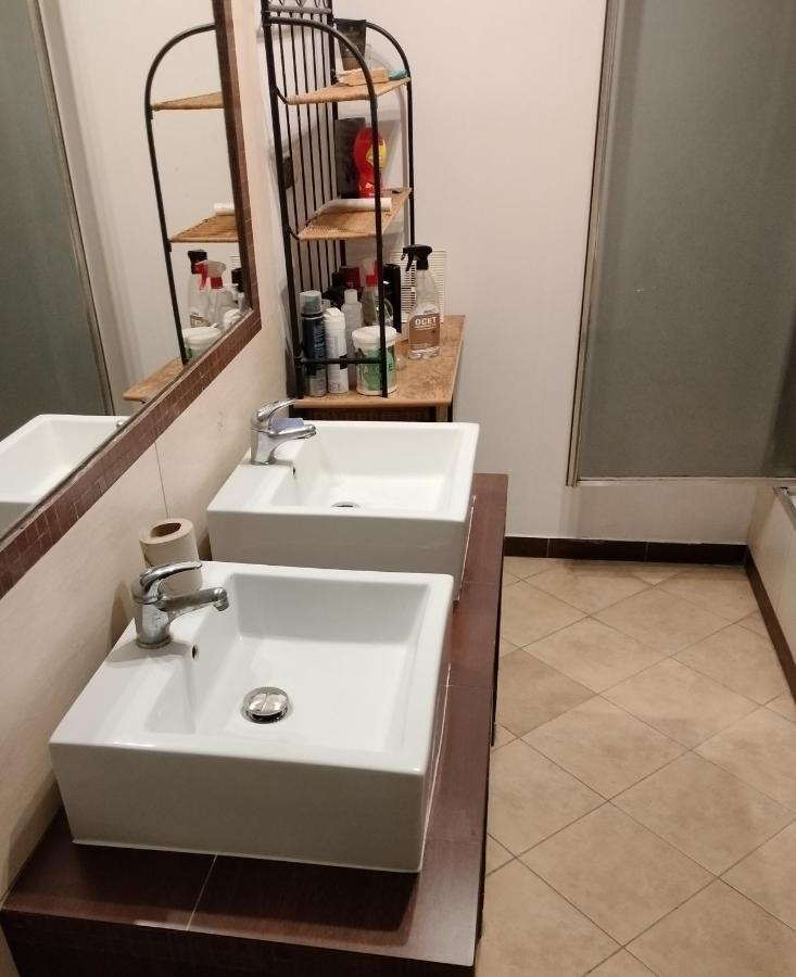 Urocze Studia W Lomiankach, 1- Z Sauna I Tarasem, 2- Z Kominkiem, 3- Ekonomiczne, 7Km Metro Mlociny Warszawa Łomianki Exterior foto