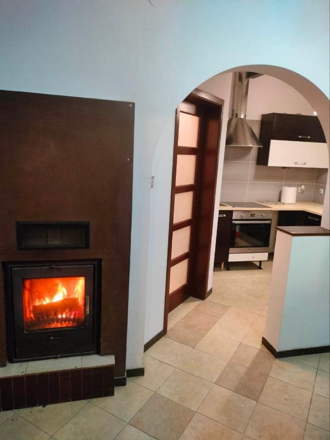 Urocze Studia W Lomiankach, 1- Z Sauna I Tarasem, 2- Z Kominkiem, 3- Ekonomiczne, 7Km Metro Mlociny Warszawa Łomianki Exterior foto